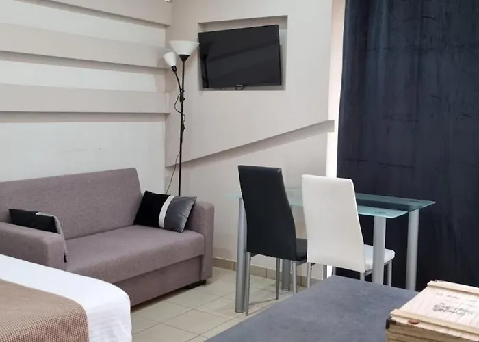 Sergios Apartments 5